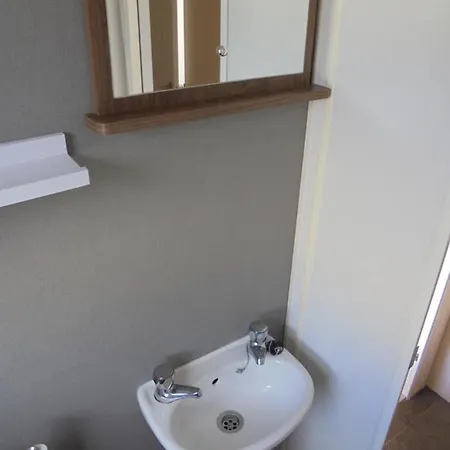 Kingfisher : Seabreeze:- 6 Berth, Enclosed Veranda, Close To Site Shop Ingoldmells Exterior foto
